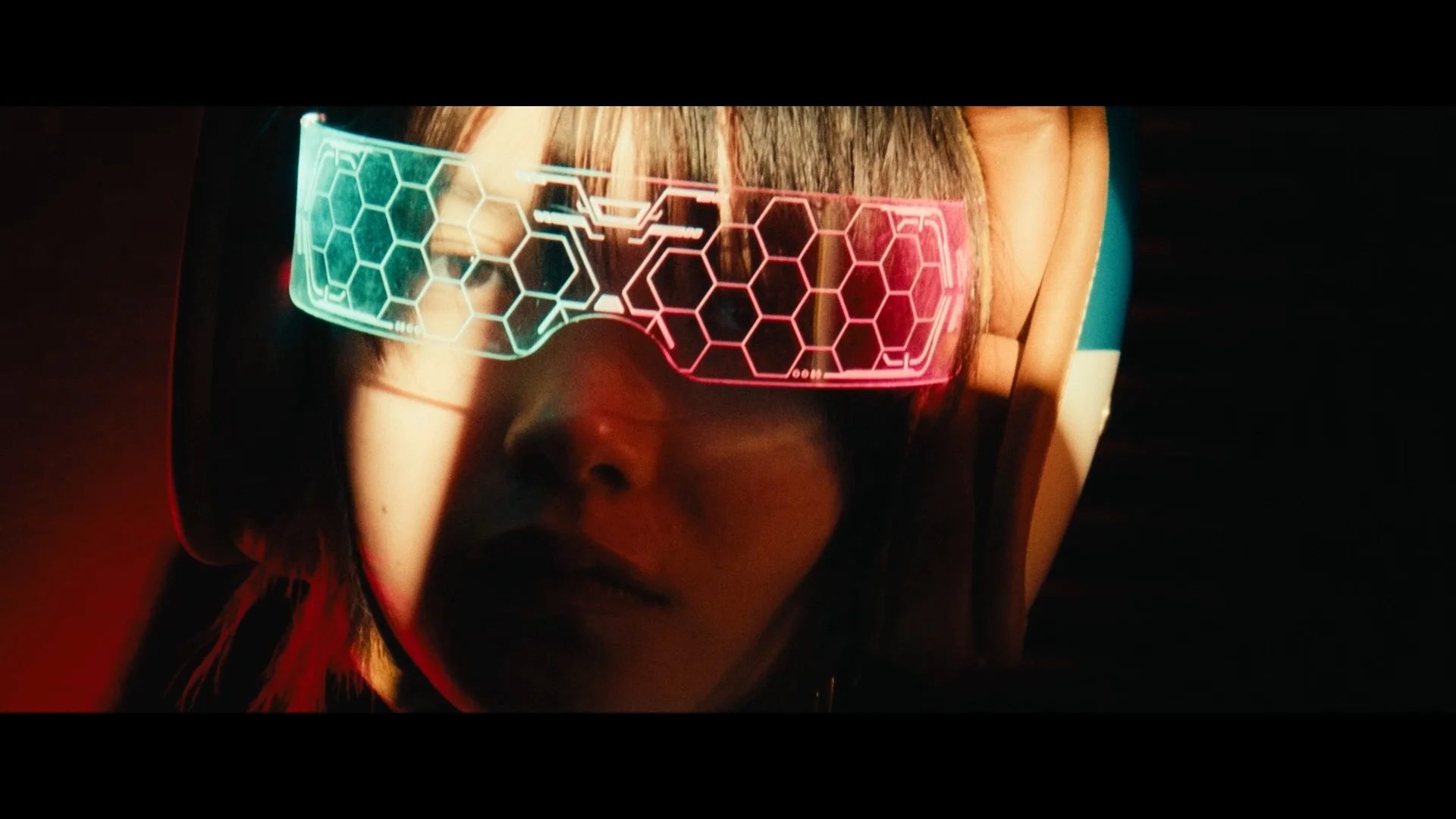 Cinematography still 31 from HEDON Campaign 2023